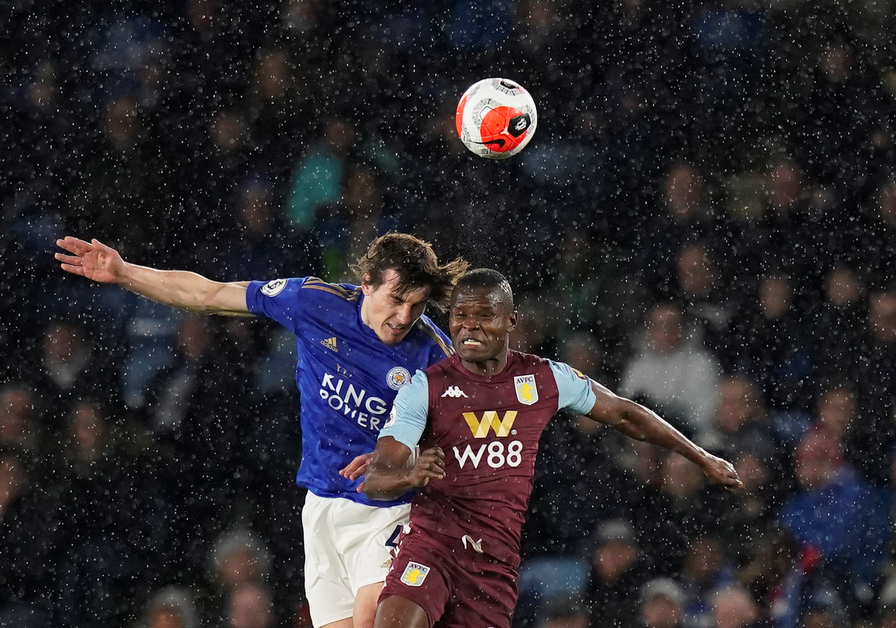 4年2.29亿提前续约!福克斯致谢马刺:很荣幸 迫不及待去共创未来.